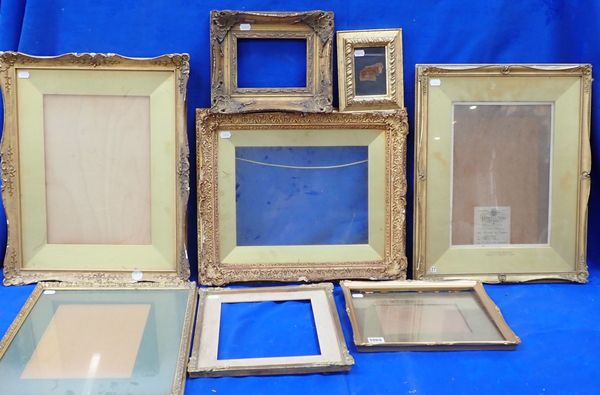 A COLLECTION OF PICTURE FRAMES