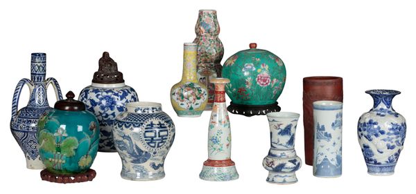 A GROUP OF TWELVE ORIENTAL VASES