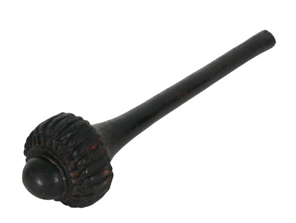 A FIJIAN HARDWOOD THROWING CLUB OR ULA