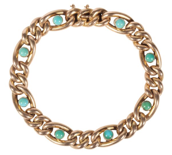 A GOLD CHAIN-LINK BRACELET