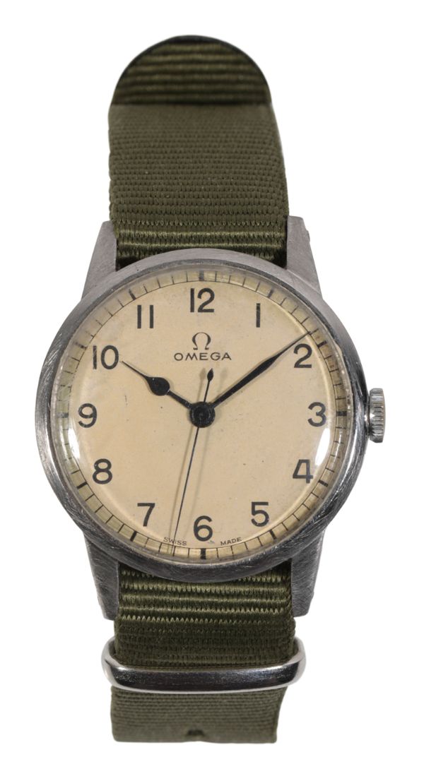 OMEGA: A GENTLEMAN'S MILITARY STAINLESS STEEL WRISTWATCH