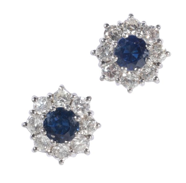 A PAIR OF SAPPHIRE AND DIAMOND CLUSTER EARSTUDS