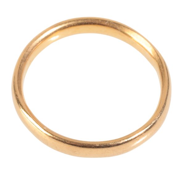 A 22CT YELLOW GOLD WEDDING BAND