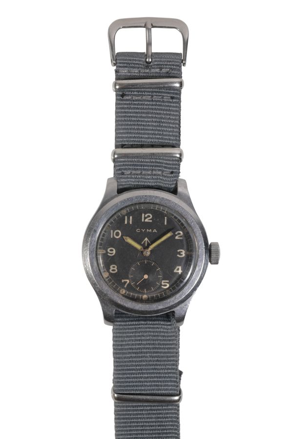 CYMA  A GENTLEMAN'S  MILITARY STAINLESS STEEL WRISTWATCH