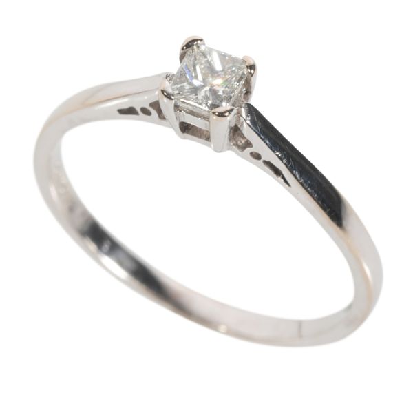 A DIAMOND SOLITAIRE RING