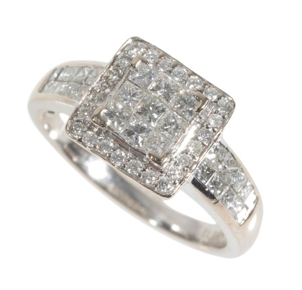 AN ART DECO STYLE DIAMOND RING