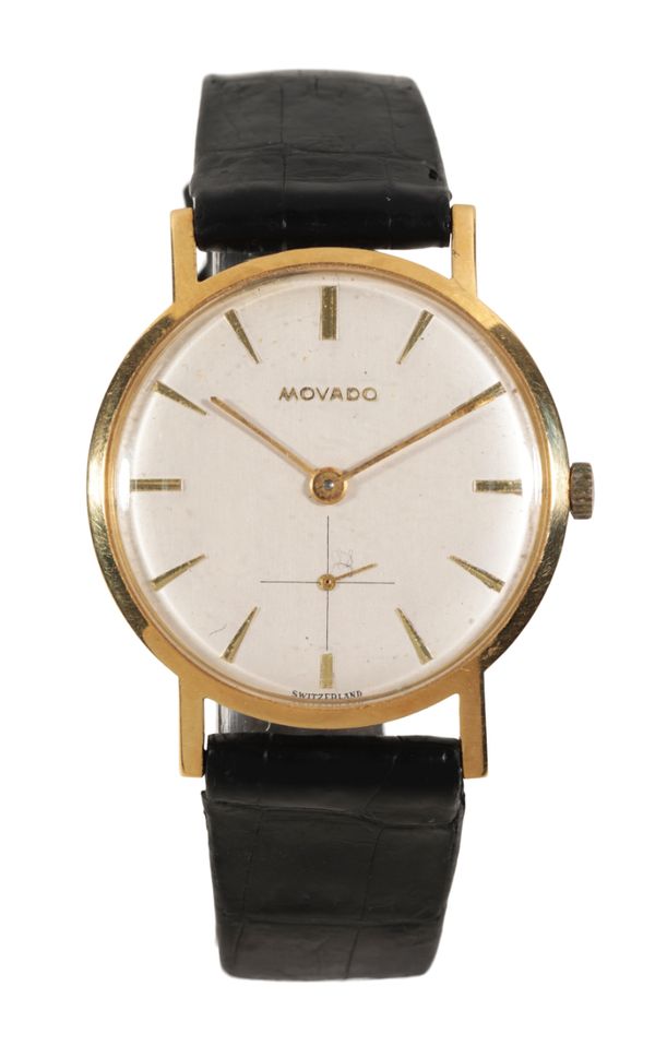 MOVADO: A GENTLEMAN'S 9CT GOLD GENTLEMAN'S WRISTWATCH