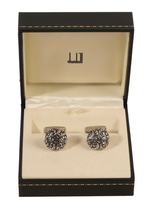 DUNHILL: A PAIR OF GENTLEMAN'S SILVER CUFFLINKS