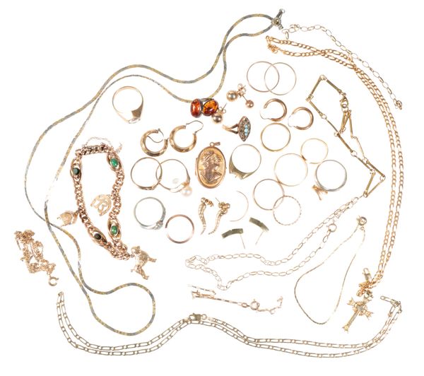 A COLLECTION OF JEWELLERY