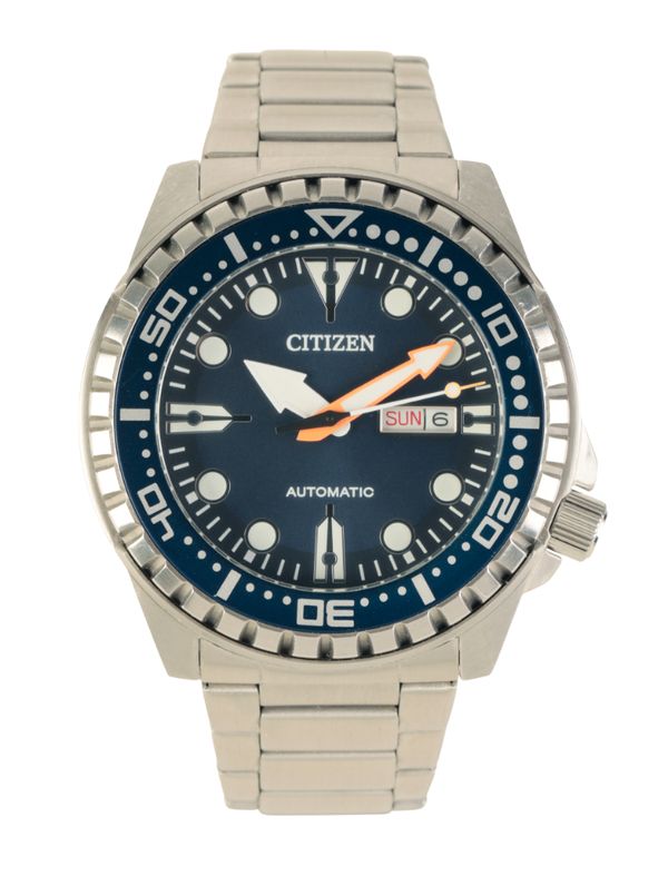 CITIZEN: A GENTLEMAN'S STAINLESS STEEL DIVERS WATCH