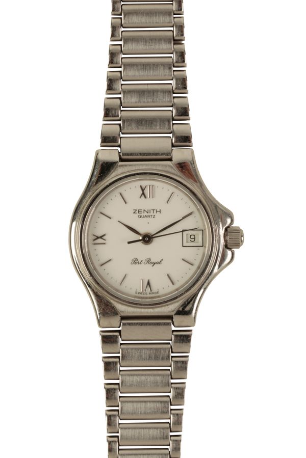 ZENITH: A LADY'S STAINLESS STEEL BRACELET WATCH