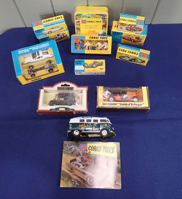 QUANTITY OF DINKY CARS