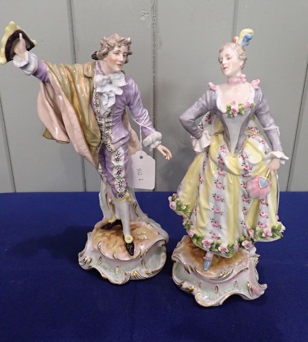 A PAIR OF 'MEISSEN' FIGURES