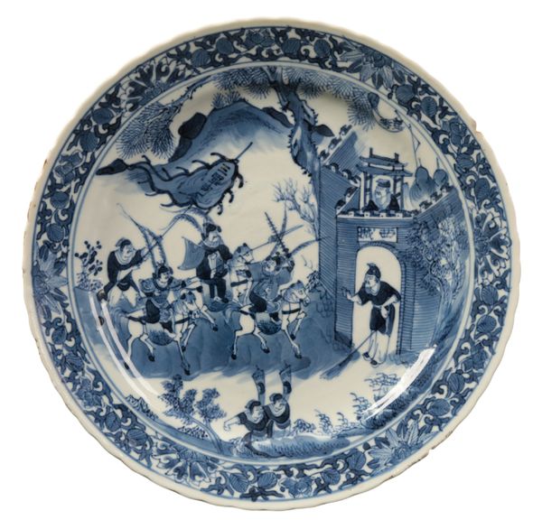 A CHINESE BLUE AND WHITE PLATE