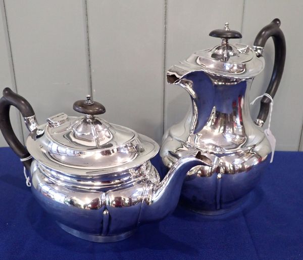 TEAPOT AND HOT WATER JUG