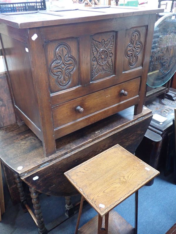 AN ARTS AND CRAFTS OAK OCCASIONAL TABLE