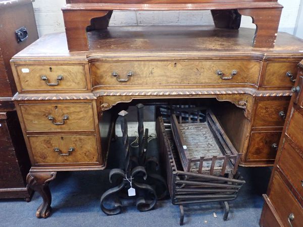 A 1920S FIGURED WALNUT DESK