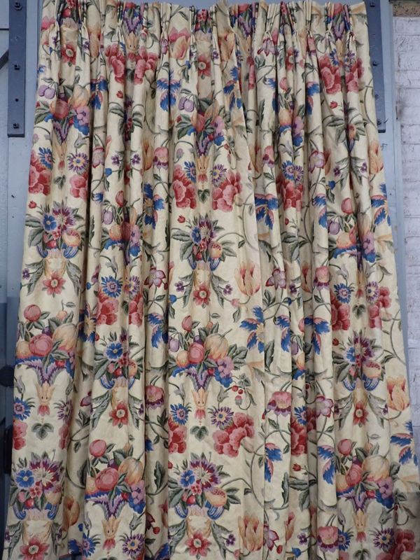 A PAIR OF COUNTRY HOUSE STYLE CURTAINS