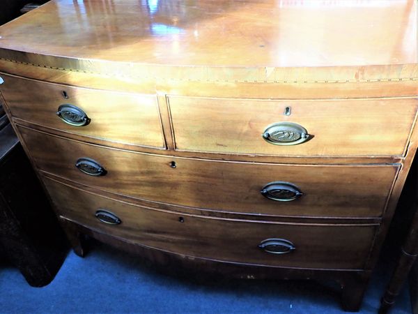 A GEORGE IV MAHOGANY BOWFRONT CHEST OF DRAWERS