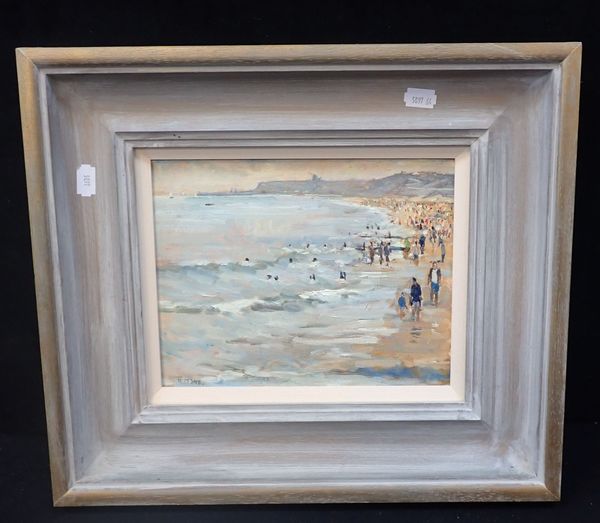 M PYBUS. BEACH SCENE