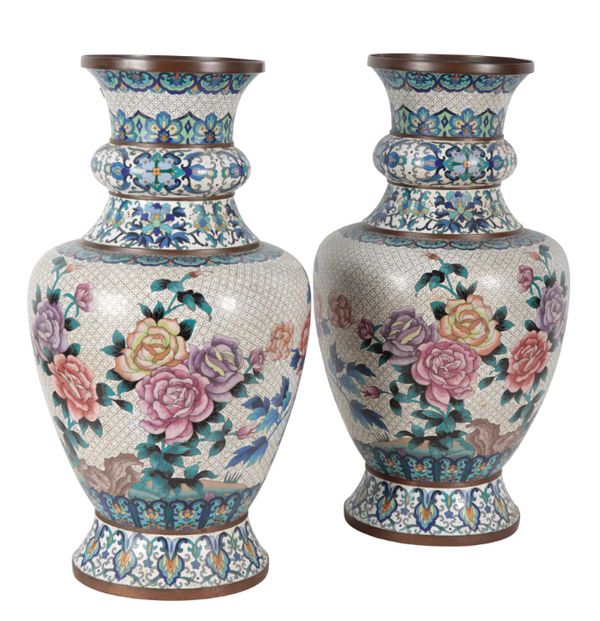 A PAIR 20TH CENTURY CLOISONNÉ VASES