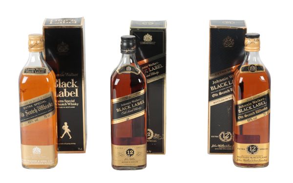 JOHNNIE WALKER: THREE BOXED 75CL BOTTLES OF 'BLACK LABEL' 12 Y.O. BLENDED SCOTCH WHISKY