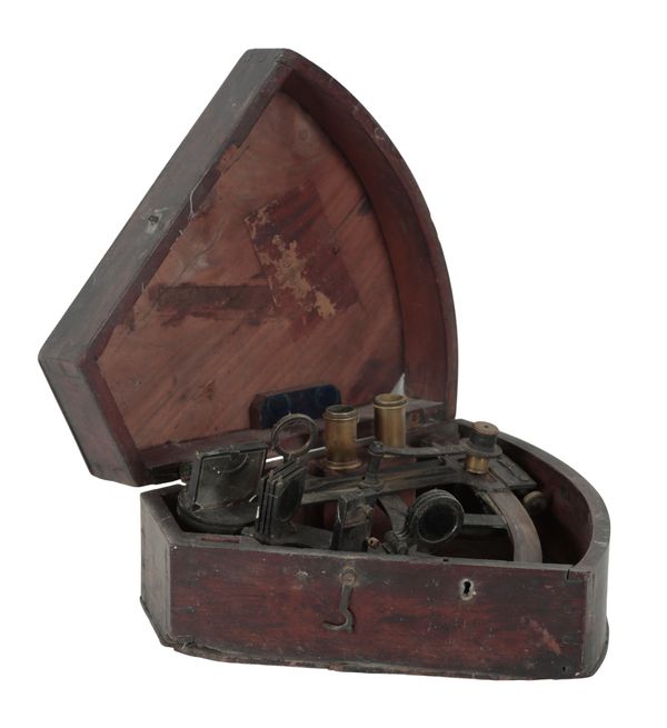 A 19TH CENTURY BLACK LACQUERED SEXTANT BY S.W. SILVER & CO, CORNHILL