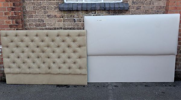 A WHITE LEATHER UPHOLSTERED DOUBLE HEADBOARD