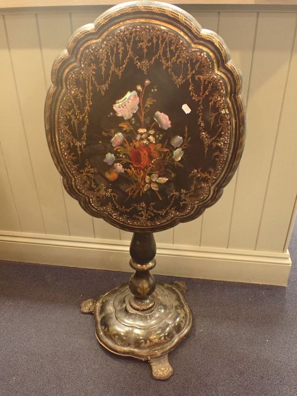 A  JENNENS & BETTRIDGE PAPIER MACHE TILT-TOP TABLE