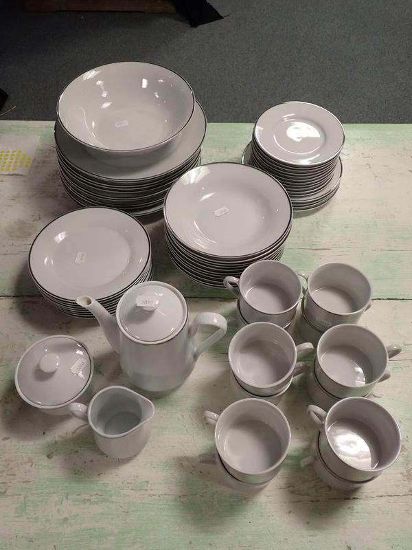 A GIBSON ELITE PART COFFEE / DINNER SERVICE