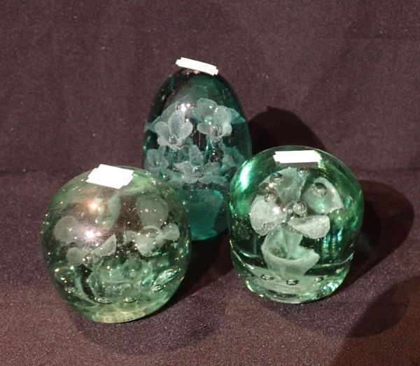 THREE VICTORIAN GREEN GLASS DUMPS