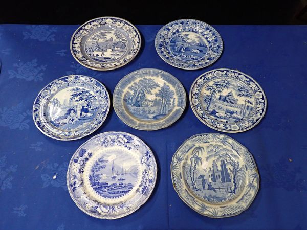 A COLLECTION OF EARLY VICTORIAN BLUE AND WHITE DINNER PLATES