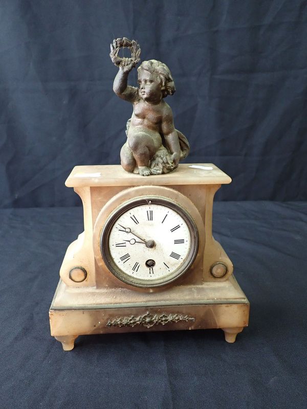 A VICTORIAN ALABASTER CASED MANTEL CLOCK