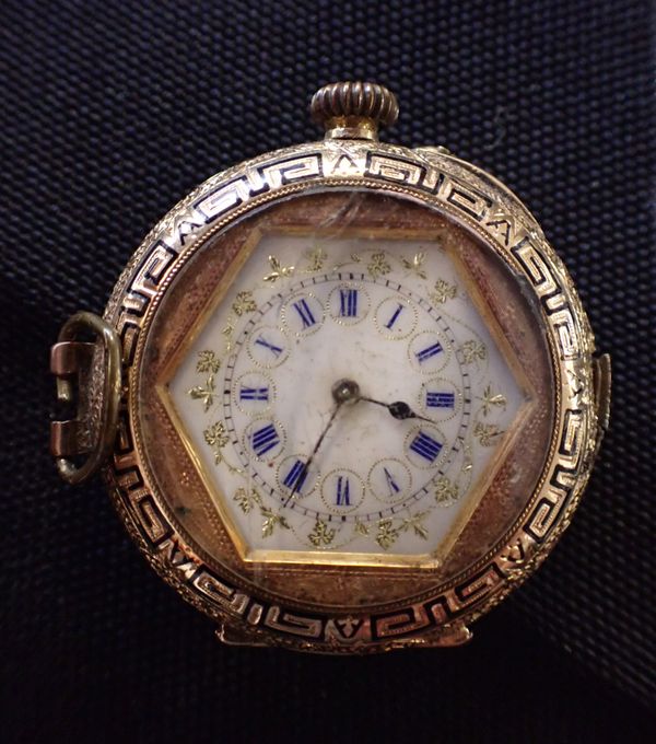 AN EARLY 20TH CENTURY SWISS 18K GOLD LADY'S WRISTWATCH