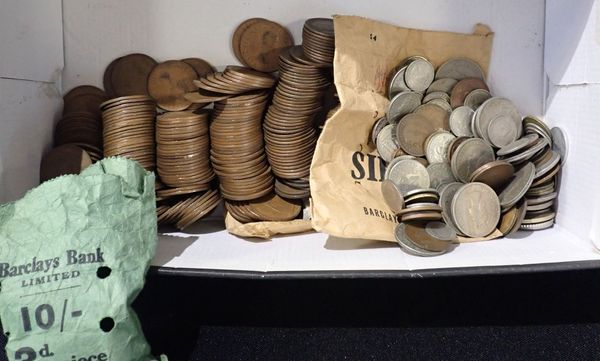 A QUANTITY OF PRE-DECIMALISATION BRITISH COINS