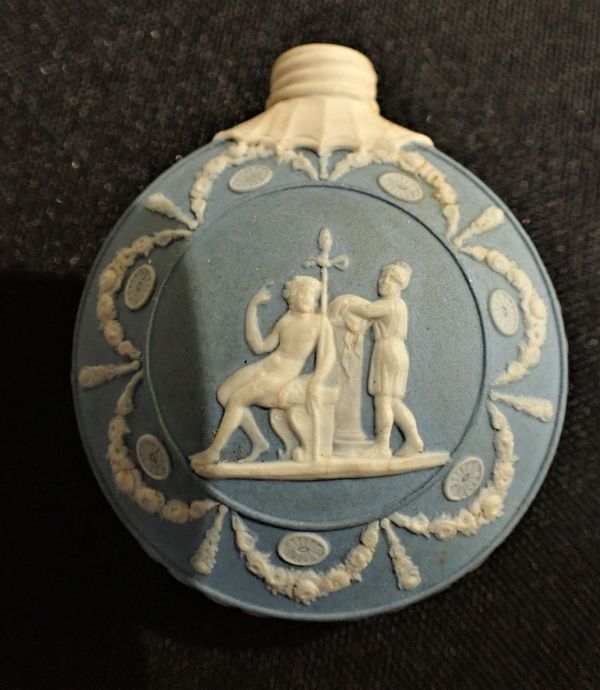 A WEDGWOOD JASPERWARE SCENT BOTTLE