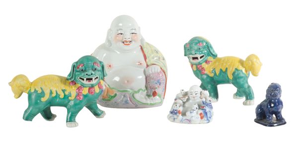 A GROUP OF FIVE CHINESE PORCELAIN FIGURES