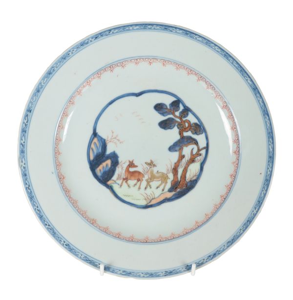 A CHINESE EXPORT PLATE