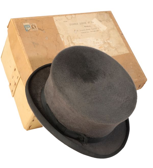 A VICTORIAN GENTLEMAN'S COACHING TOP HAT