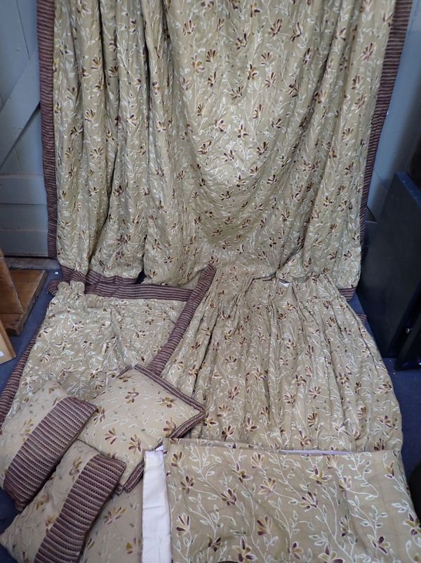 A PAIR OF COUNTRY HOUSE STYLE EMROIDERED SILK CURTAINS