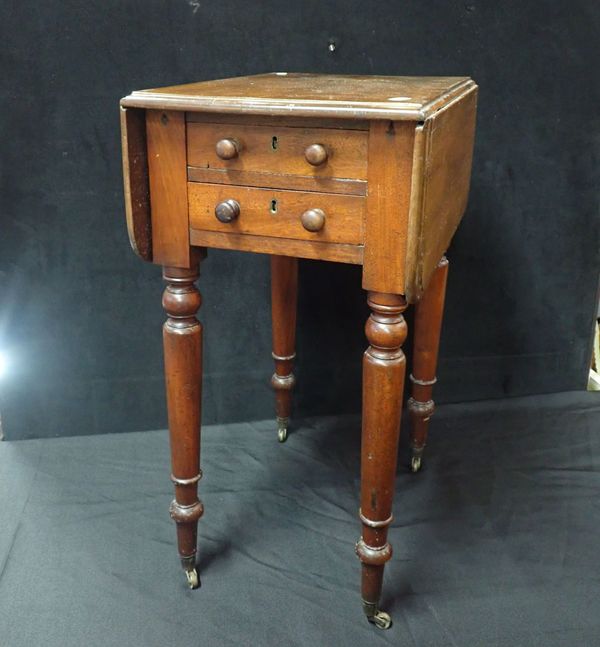 A VICTORIAN MAHOGANY WORKTABLE