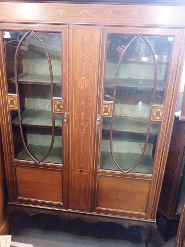 AN EDWARDIAN MAHOGANY DISPLAY CABINET