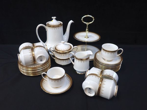 A PARAGON 'ATHENA' TEA SERVICE