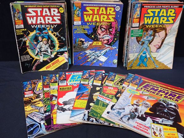 A QUANTITY OF STAR WARS COMICS