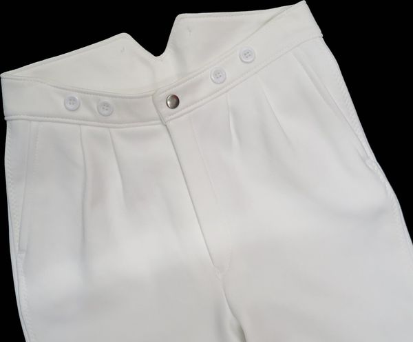 GORRINGE: A PAIR OF WHITE QUORN HIGH WAIST BREECHES