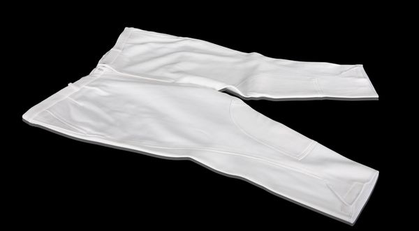 GORRINGE: A PAIR OF WHITE QUORN NARROW WAIST BREECHES