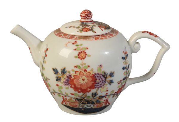 A MEISSEN “TISCHCHENMUSTER” TEAPOT AND COVER