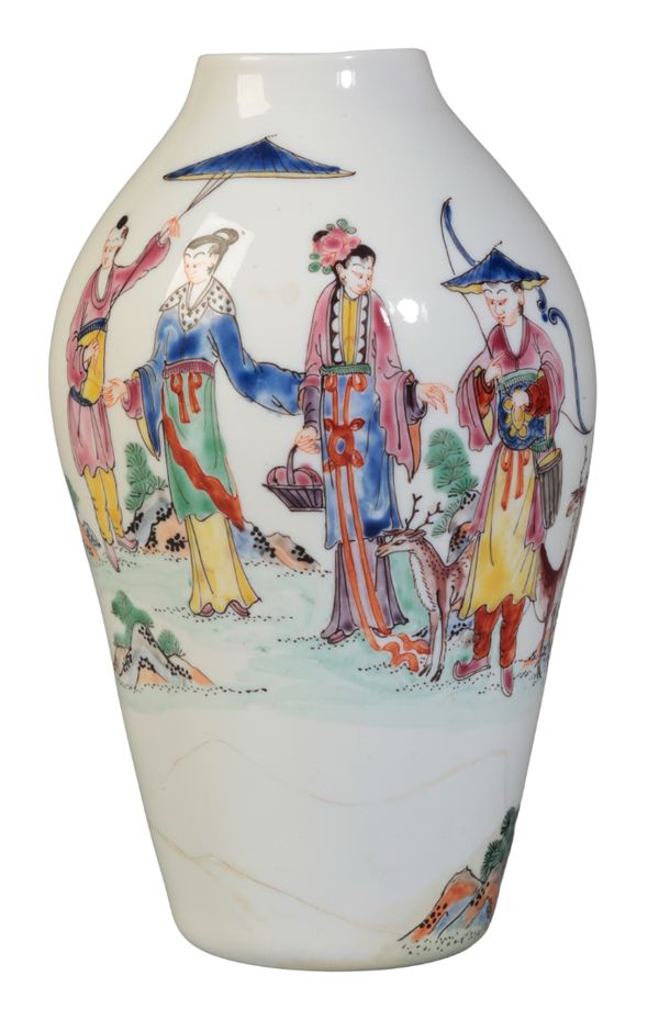 A CHINOISERIE OPAQUE GLASS INVERTED BALUSTER VASE