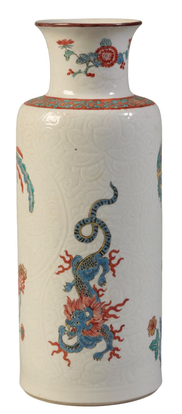 A CHINESE CYLINDRICAL VASE