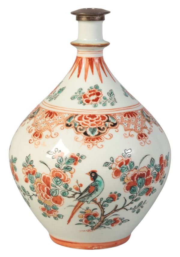 A CHINESE APOTHECARY BOTTLE